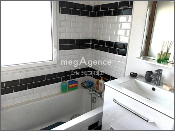 Maison à GIVRAND, 85800 - 5 pièces 99m²