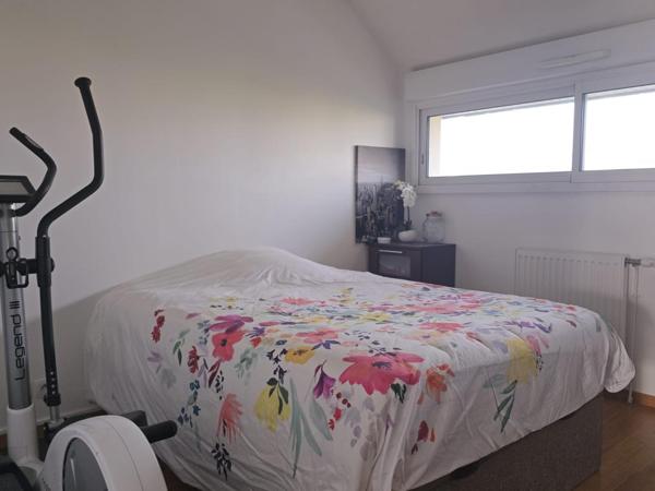 Coup de cœur : maison lumineuse avec terrasse et garage au calme