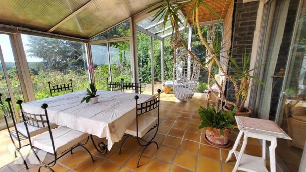 Propriété rare de 362 m² habitable avec piscine et vue Loire - 1.5 hectares