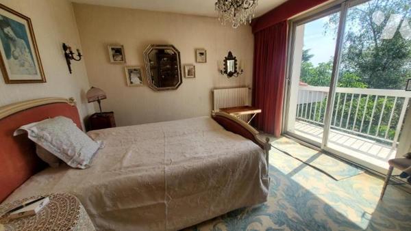 Propriété rare de 362 m² habitable avec piscine et vue Loire - 1.5 hectares