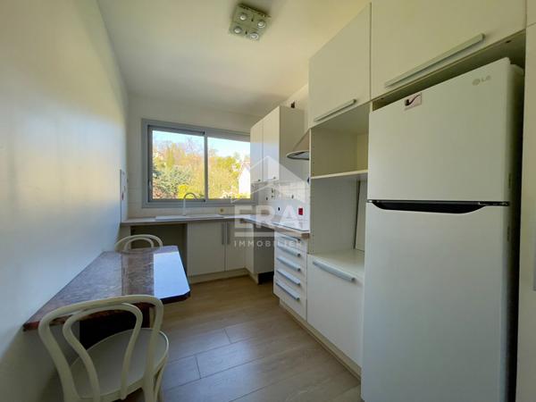 Appartement lumineux de 65 m² avec fort potentiel dans le quartier Brancas à Sèvres