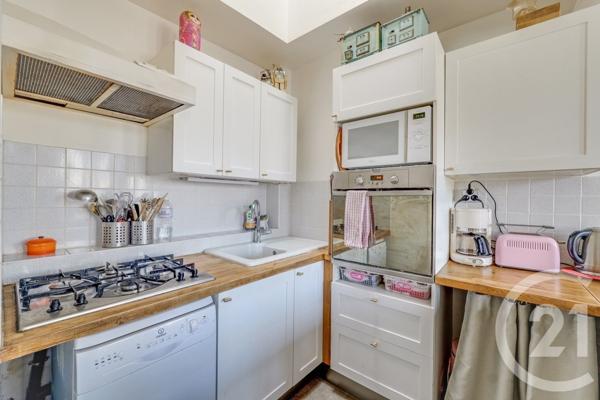 Appartement F4 à vendre  4 pièces - 72,77 m2 PARIS - 75018