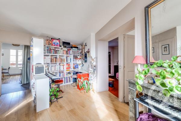 Appartement F4 à vendre  4 pièces - 72,77 m2 PARIS - 75018
