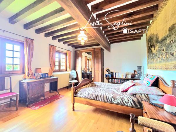 Manoir et ses 16 ha dans un très bel environnement