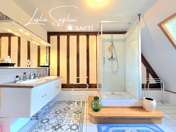 Manoir et ses 16 ha dans un très bel environnement