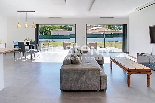 A VENDRE VIDAUBAN Maison contemporaine de 185m² 4 chambres GARAGE sur 1200m2 de terrain