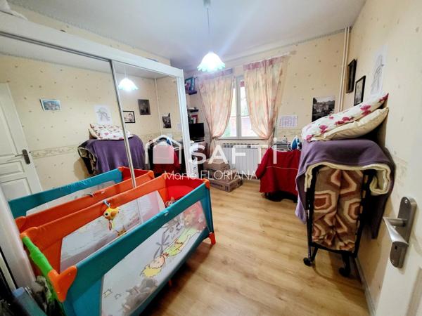 Maison plain-pied avec joli terrain