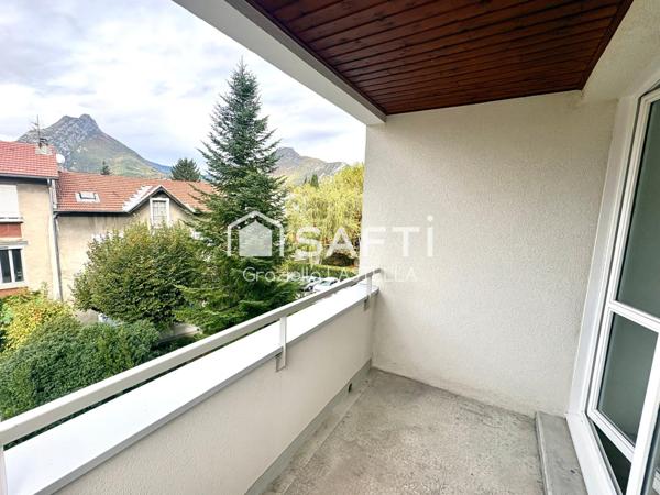 TRES BEL APPARTEMENT DE 72 M RENOVE - NORMES PMR - AVEC ASCENSEUR