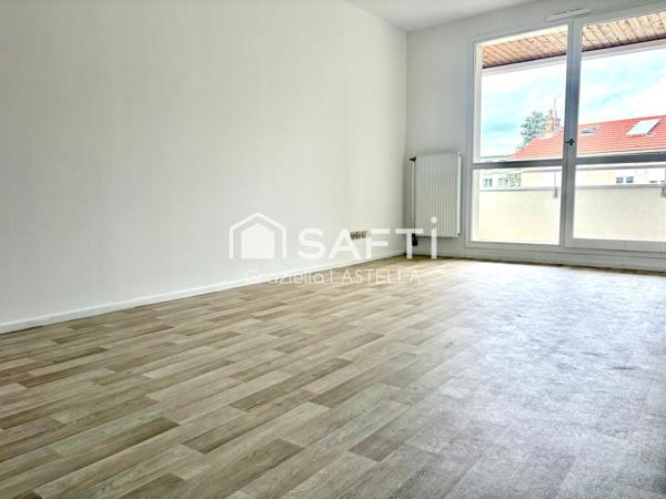 TRES BEL APPARTEMENT DE 72 M RENOVE - NORMES PMR - AVEC ASCENSEUR