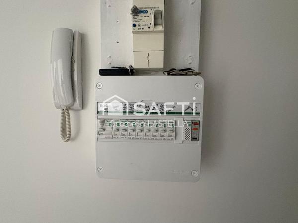 TRES BEL APPARTEMENT DE 72 M RENOVE - NORMES PMR - AVEC ASCENSEUR