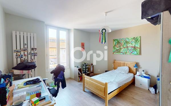 Maison à vendre    7 pièces •  Veneux-les-Sablons