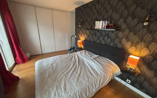 Maison à vendre    5 pièces • 161,24 m2 Créteil