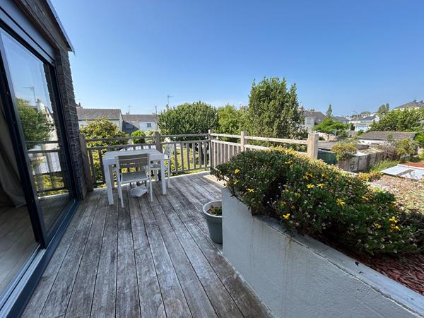 Maison Saint Nazaire + Local commercial