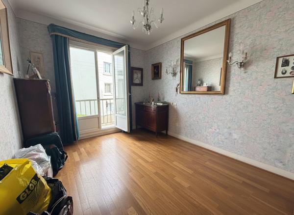 Nantes ? Appartement 104 m², 4 chambres, grande terrasse, garage + dépendances