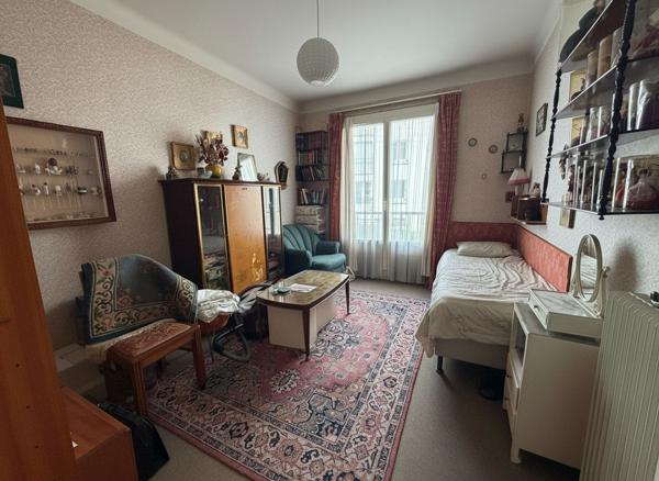 Nantes ? Appartement 104 m², 4 chambres, grande terrasse, garage + dépendances