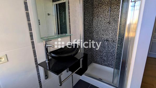 Immeuble 7 pièces - 205 m²