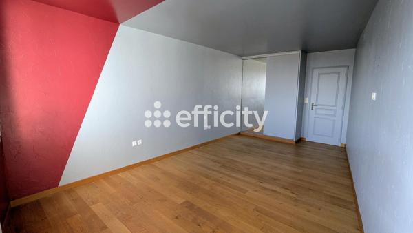 Immeuble 7 pièces - 205 m²