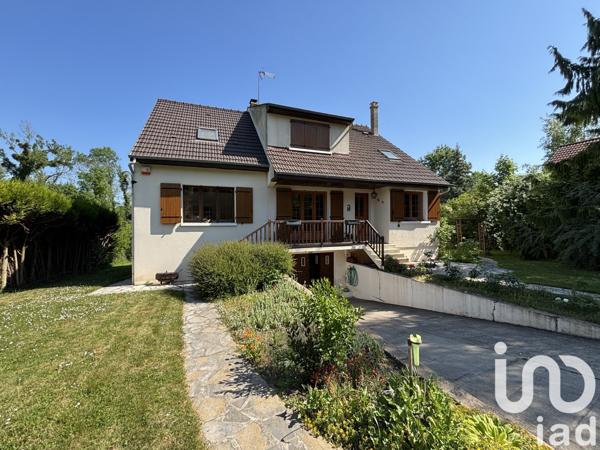 Maison 7 pièces de 150 m² à Dormelles (77130)