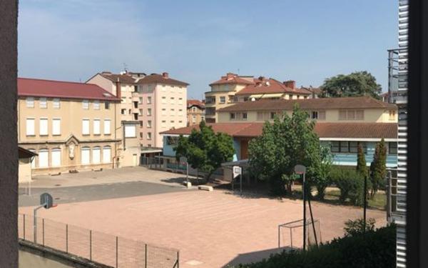 Appartement à louer    1 pièce •  Bourg-en-Bresse