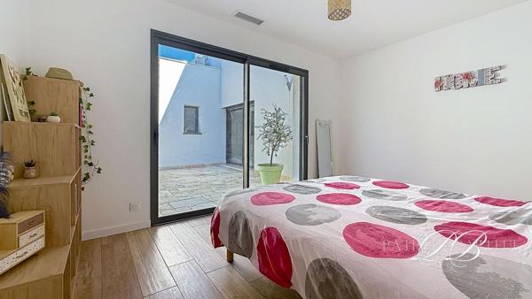 Villa contemporaine de 280 m²  à Saint-Feliu d'avall