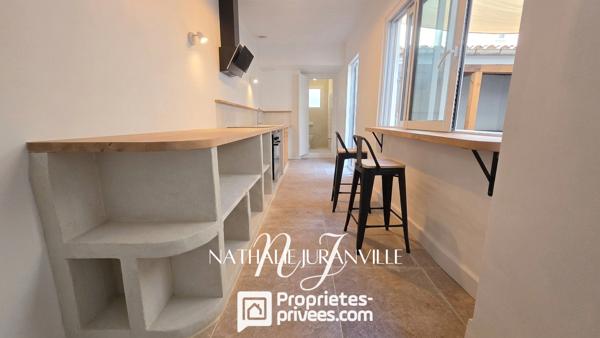 Maison de village rénovée, 5 pièces, 158 m2, garage et patio
