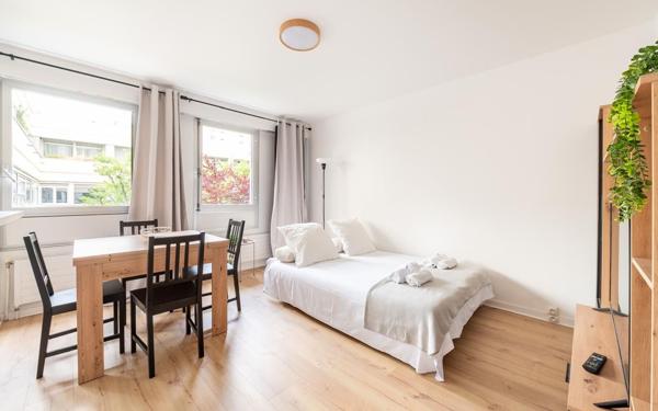 Appartement à vendre    1 pièce • 34,30 m2 Paris 6