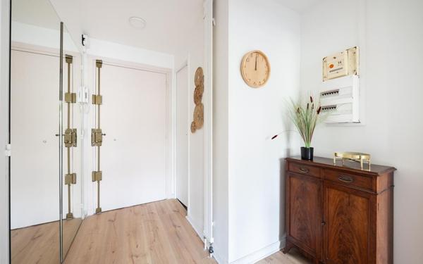 Appartement à vendre    1 pièce • 34,30 m2 Paris 6