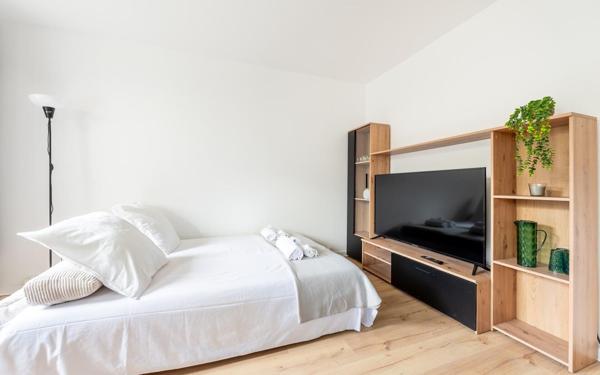 Appartement à vendre    1 pièce • 34,30 m2 Paris 6