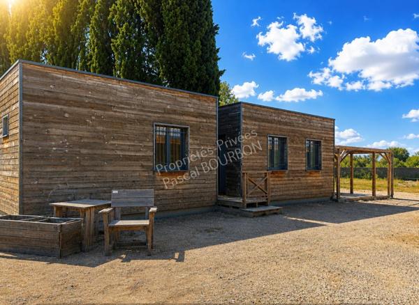 Hangar de 200m² et  deux bureaux de jardin à Limoux sur 1000m²