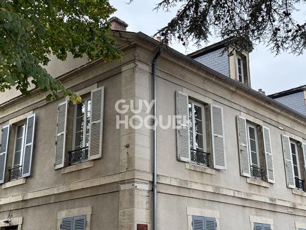 EXCLUSIVITÉ - BOURGES CHARLET / LAHITOLLE