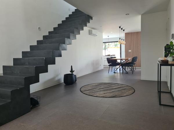 Maison à SAINT BARTHELEMY D'ANJOU (49124)