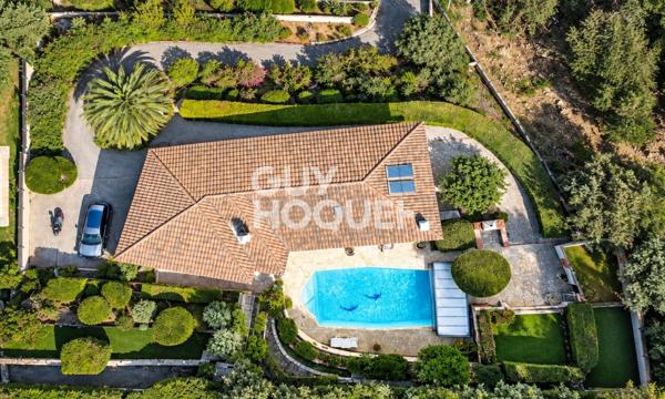 Maison à vendre de 7 pièces de 181 m²