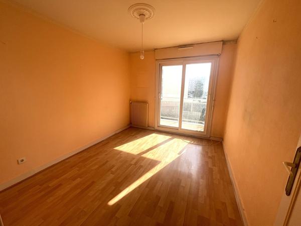 APPARTEMENT T3 BON ETAT