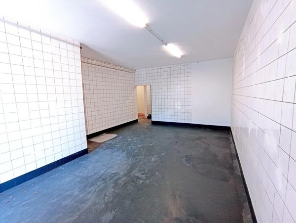 Local à louer GUIBEVILLE (91) avec bureau et parking clos dans zone d'activités dynamique