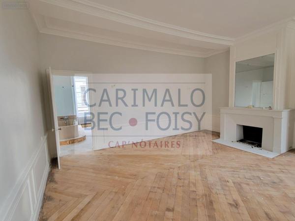 Maison de ville à vendre à Châteaudun dans l'Eure-et-Loir (28200), ref : RC/938   
Centre-ville