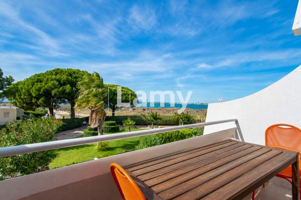 Appartement vue mer avec parking et cellier