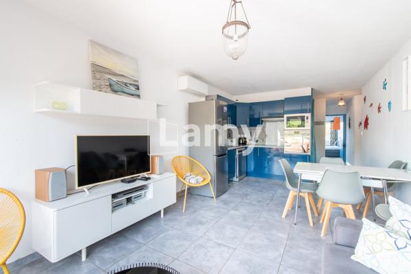 Appartement vue mer avec parking et cellier