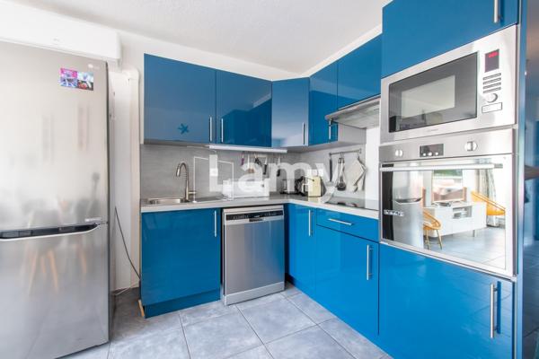 Appartement vue mer avec parking et cellier