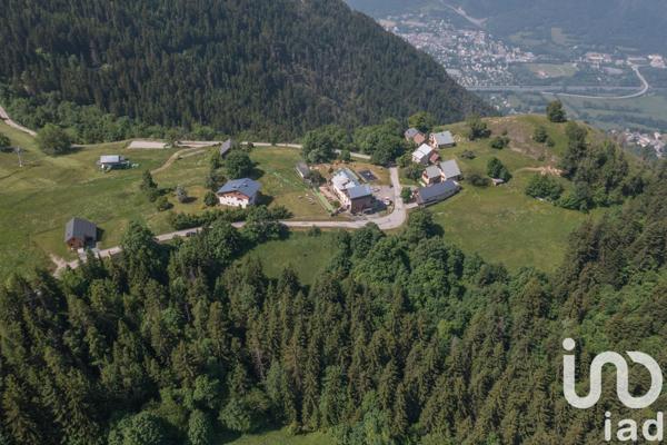 Maison à vendre 8 pièces 227 m² Huez