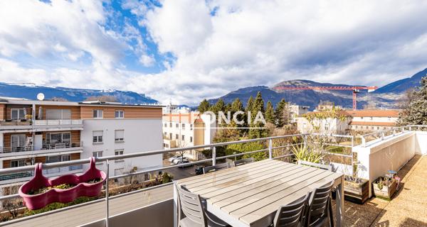 À vendre Appartement 4 pièces 75.28 m² - Saint-martin-d'hères 38400