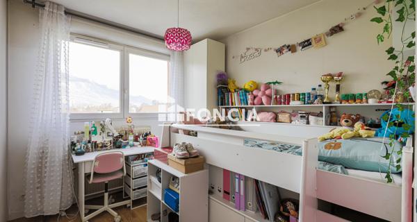 À vendre Appartement 4 pièces 75.28 m² - Saint-martin-d'hères 38400