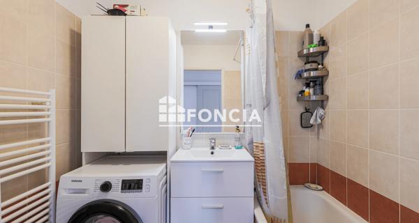 À vendre Appartement 4 pièces 75.28 m² - Saint-martin-d'hères 38400