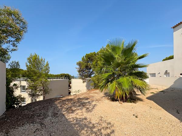 Villa de plain pied à Rognac 3 pièces 93.96 m2
