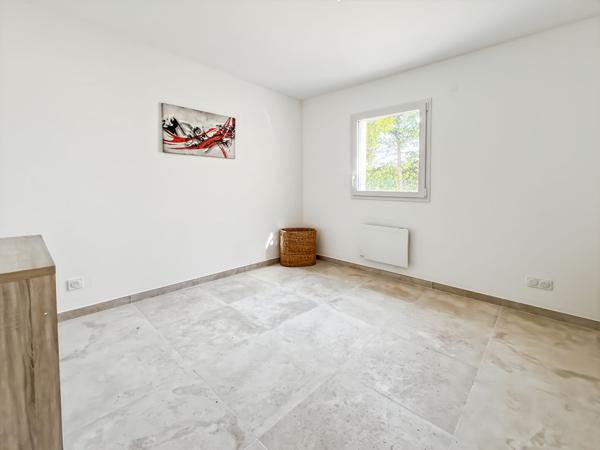 Villa de plain pied à Rognac 3 pièces 93.96 m2