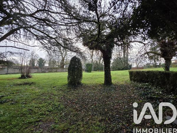 Immeuble à vendre 419 m² Saint-Sornin-Leulac