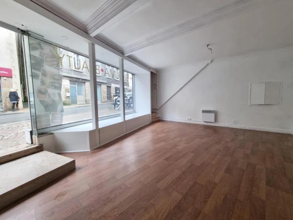Tulle centre Petit appartement avec local commercial