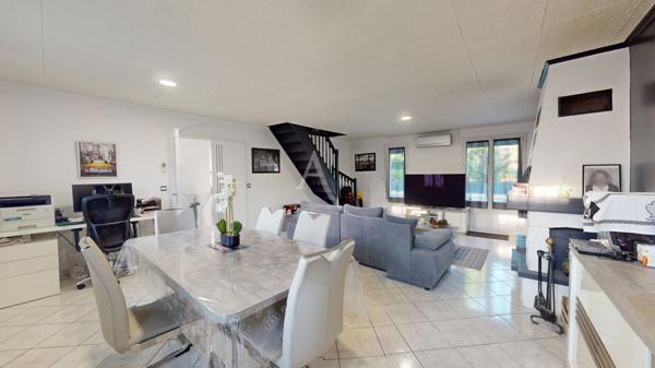 Maison Pontault Combault 7 pièce(s) 140 m2