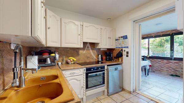 Maison Pontault Combault 7 pièce(s) 140 m2