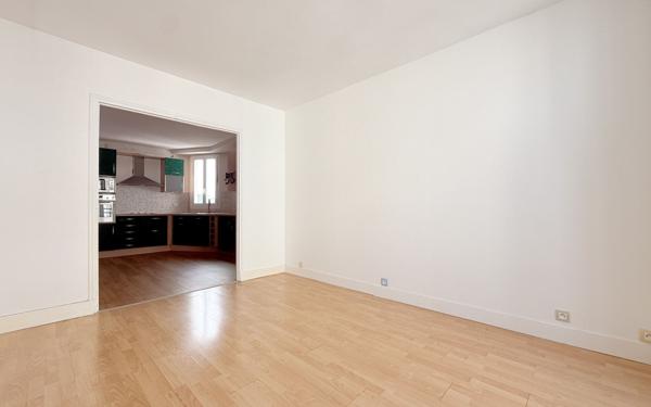 Appartement à vendre    2 pièces • 44,21 m2 Vanves
