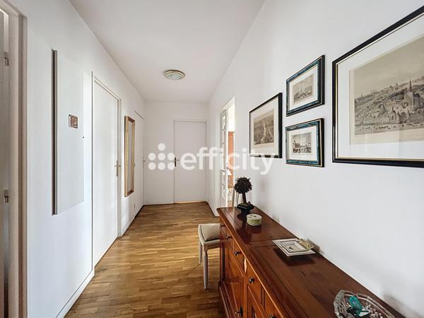 Appartement 5 pièces - 107 m² Exclusivité efficity